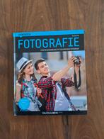 Handboek Fotografie - nette staat!, Boeken, Fotograferen en Filmen, Pieter Dhaeze, Ophalen of Verzenden, Zo goed als nieuw