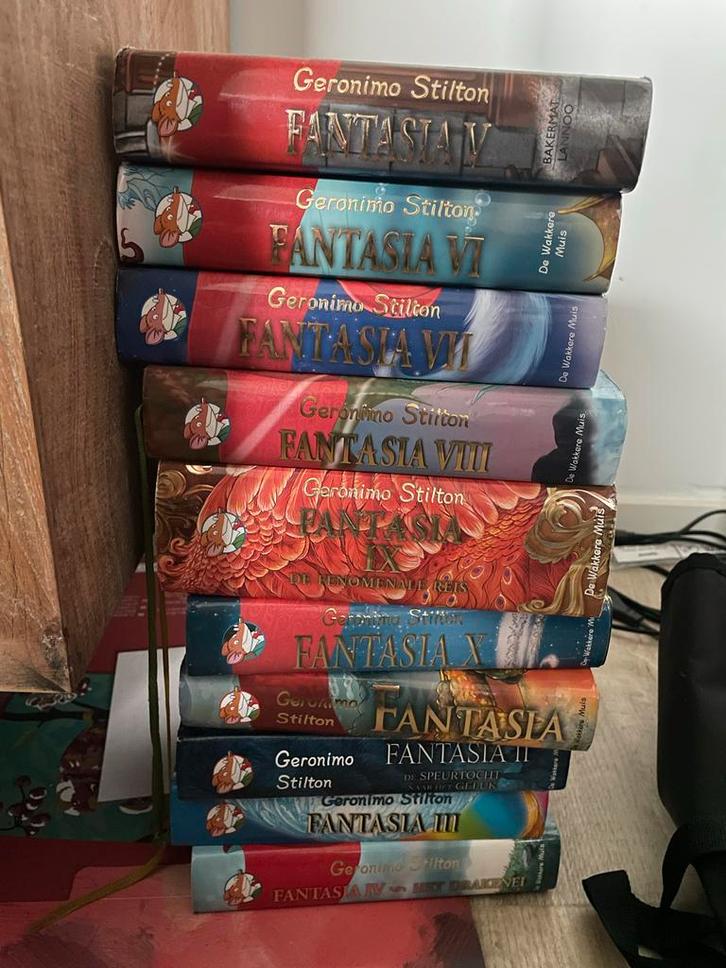 Geronimo Stilton - Fantasia 1 t/m 10, Boeken, Kinderboeken | Jeugd | onder 10 jaar, Zo goed als nieuw, Sprookjes, Ophalen