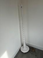 Witte Staande Lamp Zonder Kap, Huis en Inrichting, Lampen | Vloerlampen, Ophalen, Gebruikt, Hout, 150 tot 200 cm