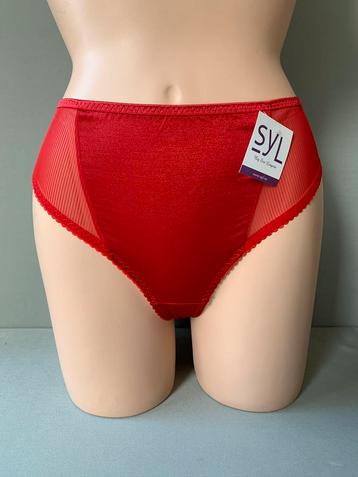 Syl string maat 40 - 42 - 44 - 46 - 48 - 50 - 54 kali red beschikbaar voor biedingen
