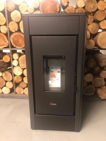 Pelletkachel Cadel Perla 7 Showroommodel beschikbaar voor biedingen