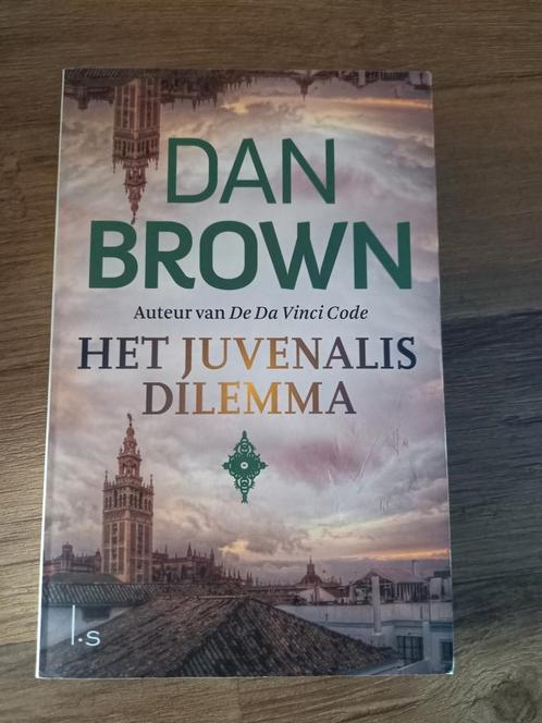 Dan Brown - Het Juvenalis dilemma, Boeken, Thrillers, Zo goed als nieuw, Ophalen
