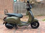Vespa sprint  snor vol opties, Ophalen of Verzenden, Zo goed als nieuw, Benzine, Vespa