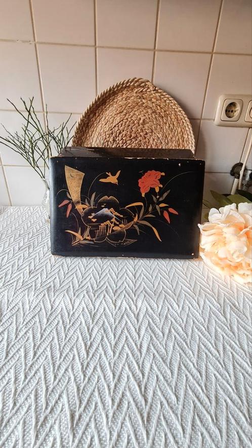 Vintage / antieke Japanse Lakdoos, Antiek en Kunst, Antiek | Overige Antiek, Ophalen of Verzenden