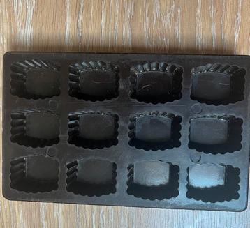Antieke bakeliet  chocoladevorm. Gemerkt PMB beschikbaar voor biedingen