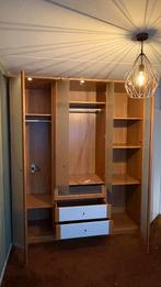 Kleding kast, Huis en Inrichting, Kasten | Kledingkasten, Ophalen, Gebruikt, 150 tot 200 cm, Mooi