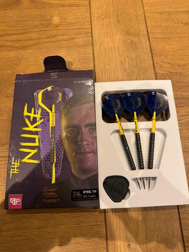 Mooie dart setjes nieuw en gebruikt, Sport en Fitness, Darts, Zo goed als nieuw, Pijlen, Ophalen of Verzenden
