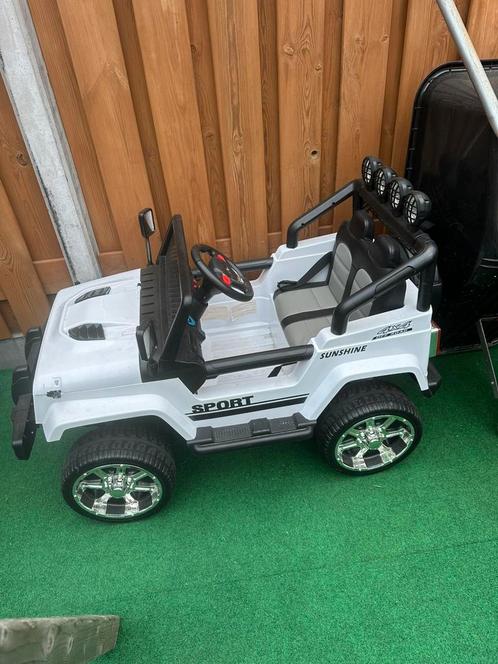 Jeep 4x4 wit, Kinderen en Baby's, Speelgoed | Buiten | Accuvoertuigen, Zo goed als nieuw, Ophalen