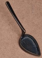 Gietersstrijkijzer brons. Ca 1900. 16 cm. * Zie tekst., Antiek en Kunst, Antiek | Gereedschap en Instrumenten, Ophalen