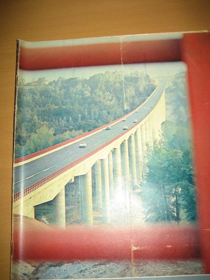 AK 71 6 Mazda RX-2 Datsun Cherry BMW 2002TIi Audi 60 Autorai, Boeken, Auto's | Folders en Tijdschriften, Gelezen, Overige merken