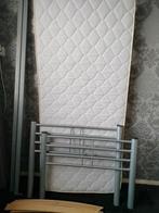 Metalen 1 persoons bed., Ophalen