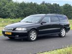 Volvo V70 2.4 D5 2002, 1800 kg, Beige, 179 €/maand, Parkeersensor