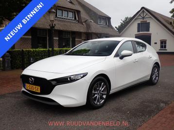 Mazda 3 2.0 e-SkyActiv-G M Hybrid HEADUP / ACC / CARPLAY / D beschikbaar voor biedingen