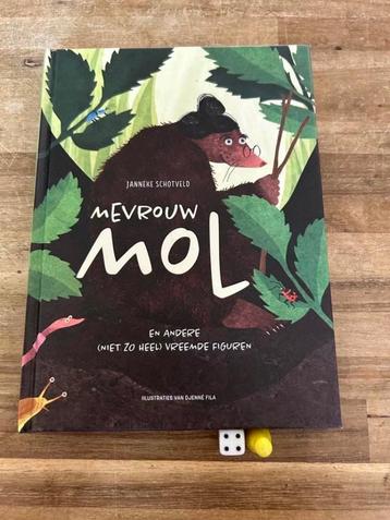 Mevrouw Mol en andere (niet zo heel) vreemde figuren beschikbaar voor biedingen