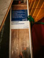 Restant Bruynzeel laminaat, wit eiken met V-groef, 50 tot 150 cm, Ophalen of Verzenden, Zo goed als nieuw, 10 tot 30 cm