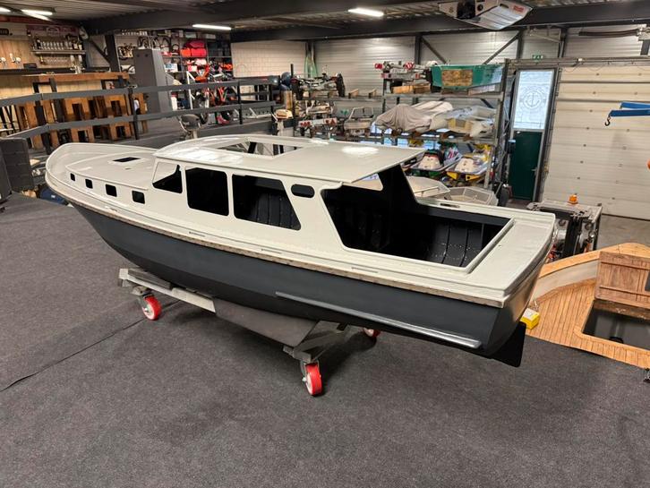 Stalen mini jacht / ook goed radiografisch te maken, Hobby en Vrije tijd, Modelbouw | Radiografisch | Auto's, Auto offroad, Overige schalen