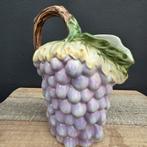 Barbotine aardewerk waterkan druiven, Ophalen of Verzenden