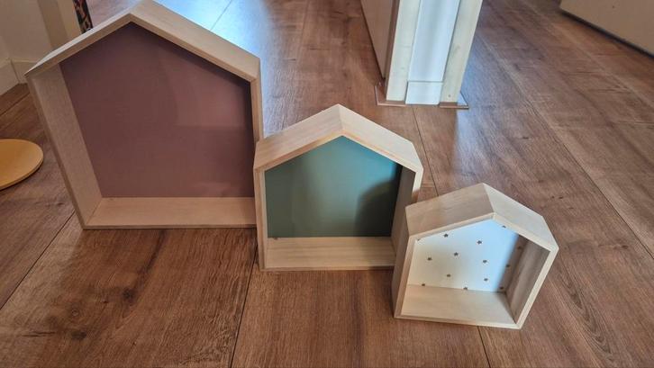 3 Houten Huisjes Decoratie - Nieuw, Huis en Inrichting, Woonaccessoires | Wandplanken en Boekenplanken, Nieuw, Ophalen