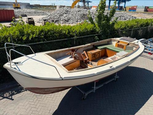 Polymore sloep - Opknapper met potentie, Watersport en Boten, Sloepen, Gebruikt, Tot 10 pk, 3 tot 6 meter, Buitenboordmotor, Benzine