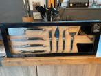 Laguiole Kaasmessenset - Nieuw in doos!, Huis en Inrichting, Keuken | Bestek, Ophalen of Verzenden, Nieuw, Rvs of Chroom, Bestekset