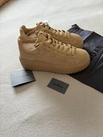 Hogan beige dames sneakers maat 38.6, Kleding | Heren, Schoenen, Ophalen of Verzenden, Zo goed als nieuw, Overige kleuren