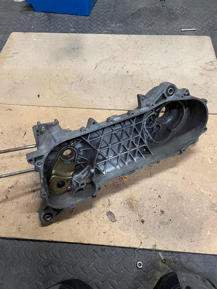 Piaggio hexagon M05 lang carter, Motoren, Tuning en Styling, Ophalen of Verzenden