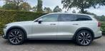 Volvo V60 D3 149 pkAWD Geartronic 2019 Grijs Cross Country, Auto's, Automaat, 4 cilinders, Leder, Diesel
