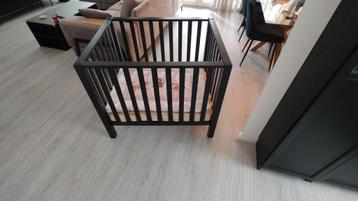 Babybox te koop beschikbaar voor biedingen