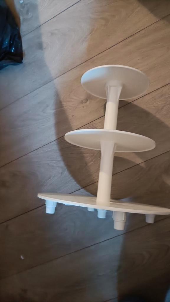 Taartstandaard / Cupcakestandaard - 3 etages, Hobby en Vrije tijd, Taarten en Cupcakes maken, Gebruikt, Ophalen of Verzenden