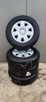 Winterset Mitsubishi Outlander Kumho 6-7mm, Auto-onderdelen, Banden en Velgen, Ophalen, 215 mm, 16 inch, Banden en Velgen