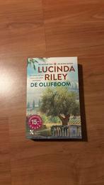 Lucinda Riley - De olijfboom, Ophalen of Verzenden, Zo goed als nieuw, Lucinda Riley