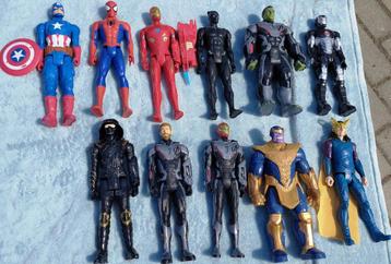 Marvel Avengers 11x Actiefiguur beschikbaar voor biedingen