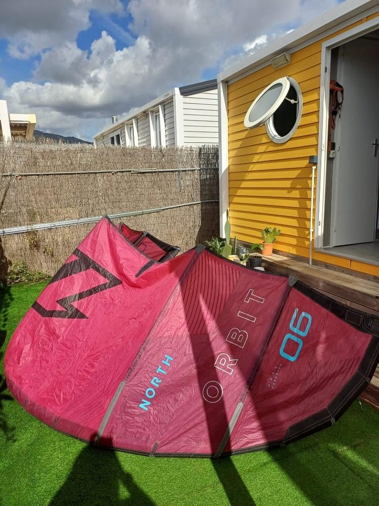 North Orbit 6m (2023), Watersport en Boten, Kitesurfen, Ophalen, Geen board, Kite, 6 m²