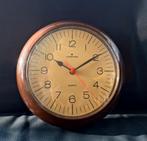 Vintage Seventies Wandklok, merk Junghans., Antiek en Kunst, Ophalen of Verzenden
