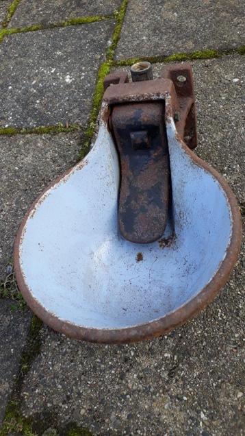 Originele koeien/paarden drinkbak / drinkbakken beschikbaar voor biedingen
