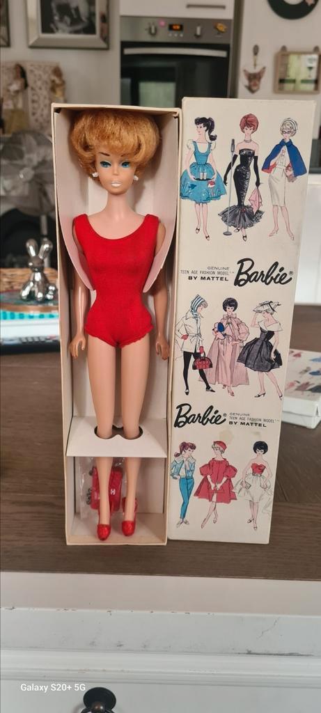 Barbie bubblecut in orginele doos, Verzamelen, Poppen, Zo goed als nieuw, Ophalen of Verzenden
