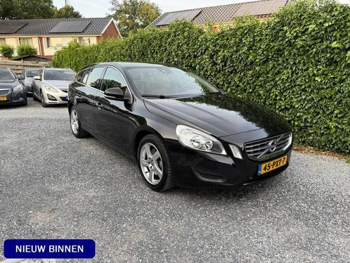 Volvo V60 2.0T Momentum Automaat | Leer | Navi | Autom. Airc, Auto's, Volvo, Bedrijf, Te koop, V60, ABS, Airbags, Airconditioning