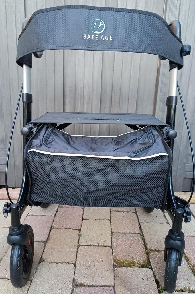 Safe Age Rollator lichtgewicht en opvouwbaar. nieuw in doos, Diversen, Rollators, Nieuw, Lichtgewicht, Opvouwbaar, Ophalen of Verzenden