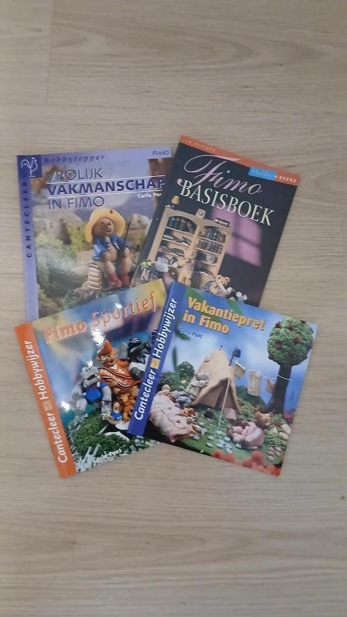 4 Fimo klei hobbyboekjes, Boeken, Hobby en Vrije tijd, Zo goed als nieuw, Kleien en Boetseren, Geschikt voor kinderen, Ophalen of Verzenden