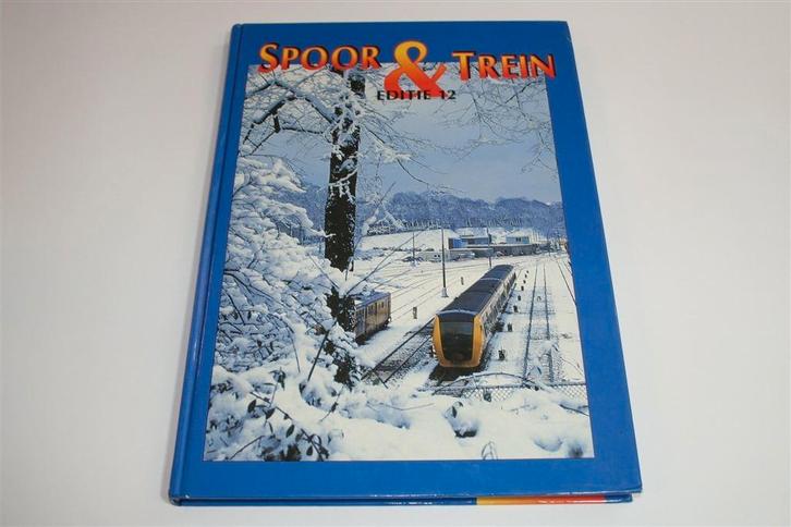 Spoor & Trein — Het Grote Spoorweg-jaarboek [Editie 2001], Verzamelen, Spoorwegen en Tramwegen, Zo goed als nieuw, Tram, Overige typen
