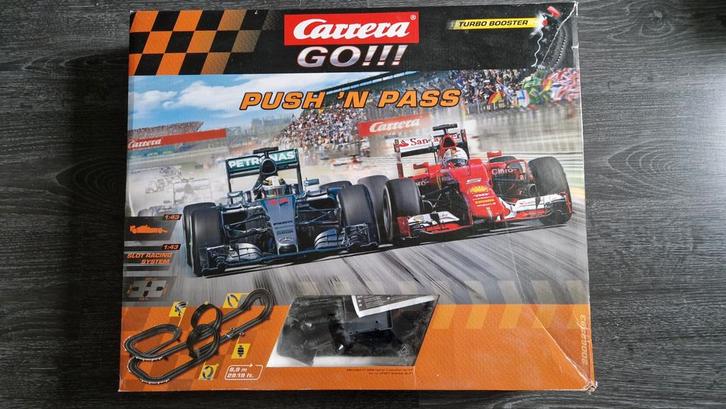 Carrera Go racebaan 8.9m, Kinderen en Baby's, Speelgoed | Racebanen, Gebruikt, Racebaan, Elektrisch, Carrera, Zelf te bouwen, Ophalen