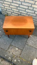 Vintage kastje, Ophalen, Zo goed als nieuw, Hout