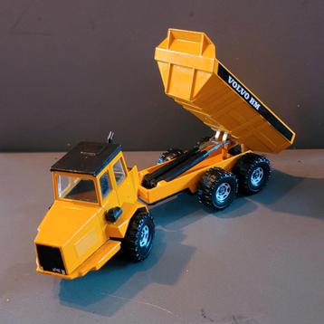 Siku Volvo BMA 25 miniatuur 1:55 beschikbaar voor biedingen