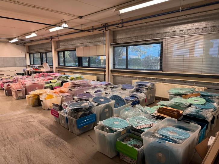 Grote partij lampionnen (5000+), nieuw in verpakking, Huis en Inrichting, Lampen | Hanglampen, Nieuw, Stof, Ophalen