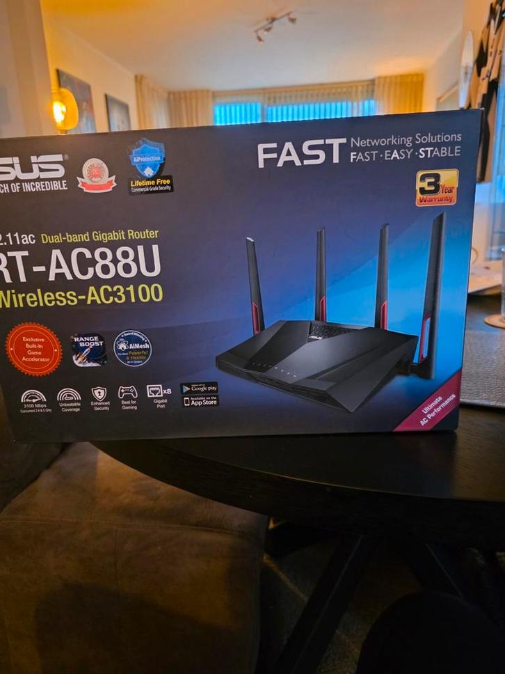 ASUS RT-AC88U, Computers en Software, Netwerk switches, Nieuw, Ophalen