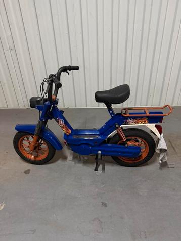 Opnieuwe Gebouwde Vespa Citta Gilera Graffity beschikbaar voor biedingen