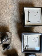 Bakeliete signaal lampjes, amp meters en schakelaar., Ophalen of Verzenden, Gebruikt