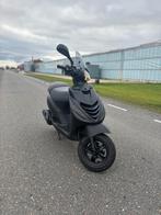 Piaggio Zip 4t 50cc BROM, Fietsen en Brommers, Scooters | Piaggio, Zip, Ophalen of Verzenden, Zo goed als nieuw, Benzine