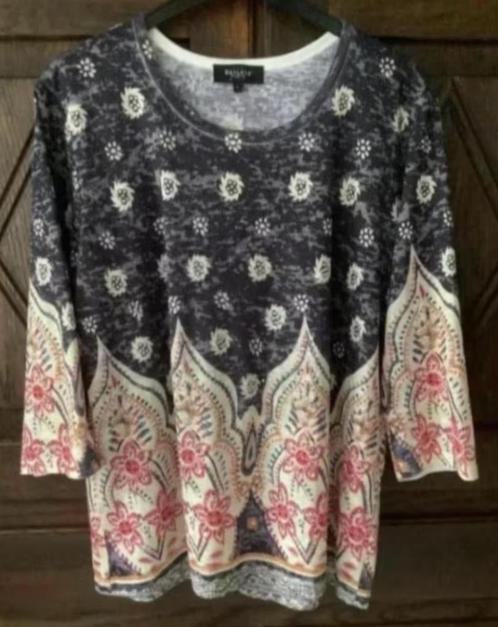 Blauwe top bloemen pailletjes - details; L; BEXLEYS' WOMAN, Kleding | Dames, Tops, Zo goed als nieuw, Maat 42/44 (L), Blauw, Lange mouw