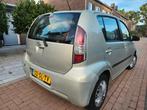 Daihatsu Sirion 1.3 AUTOMAAT, Auto's, Daihatsu, 4 cilinders, Beige, 930 kg, 1000 kg